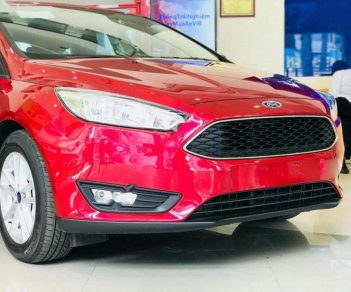 Ford Focus Trend 1.5L 2018 - Bán xe Ford Focus Trend 1.5L đời 2018, màu đỏ