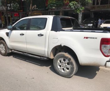 Ford Ranger XLS 2.2L 4x2 AT 2015 - Cần bán lại xe Ford Ranger XLS 2.2L 4x2 AT đời 2015, màu trắng, nhập khẩu nguyên chiếc 