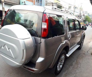 Ford Everest 2.5L 4x2 MT 2014 - Bán ô tô Ford Everest 2.5 MT 2014, màu xám  