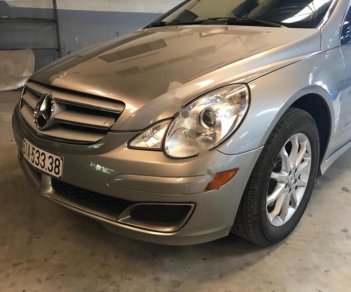 Mercedes-Benz R class R350 2006 - Bán ô tô Mercedes R350 đời 2006, màu vàng, xe nhập