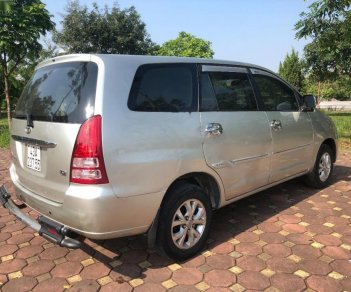 Toyota Innova G 2008 - Cần bán Toyota Innova G đời 2008, màu bạc