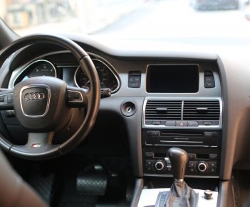 Audi Q7 2010 - Cần bán xe Audi Q7 3.0 TDI, nhập khẩu 2010, màu đen, chính chủ