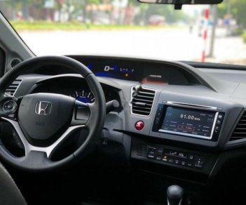 Honda Civic  2.0 AT 2016 - Bán ô tô Honda Civic 2.0 AT năm 2016, màu trắng, nhập khẩu