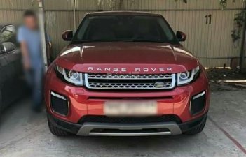 LandRover Evoque 2017 - Cần bán xe LandRover Evoque sản xuất 2017, màu đỏ, xe nhập