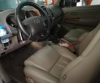 Toyota Fortuner 2.5G 2012 - Cần bán Toyota Fortuner 2.5G sản xuất 2012, màu đen, giá chỉ 780 triệu