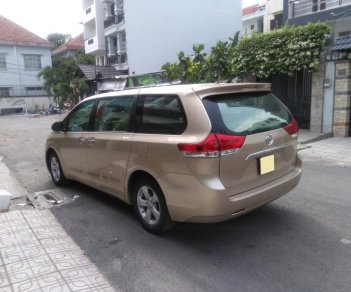 Toyota Sienna LE 2011 - Cần bán xe Toyota Sienna 2011 màu vàng nhập khẩu Mỹ