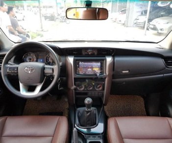 Toyota Fortuner 2.4G 4x2 MT 2016 - Cần bán xe Toyota Fortuner 2.4G 4x2 MT đời 2016, màu nâu, nhập khẩu  