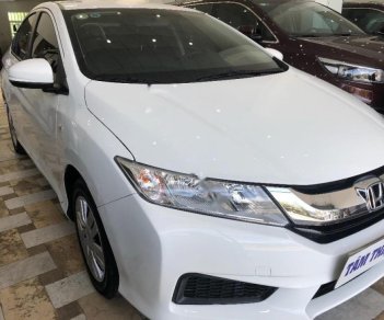 Honda City 2017 - Bán xe Honda City sản xuất 2017, màu trắng số sàn