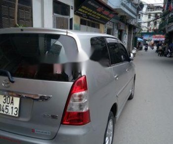 Toyota Innova 2013 - Cần bán Toyota Innova sản xuất 2013, màu bạc ít sử dụng