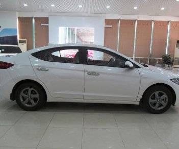 Kia K3 1.6AT 2015 - Bán xe Kia K3 1.6AT đời 2015, màu đỏ, 564 triệu