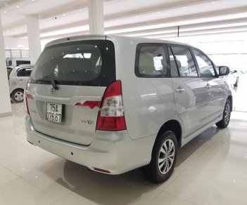 Toyota Innova 2.0G 2016 - Cần bán Toyota Innova 2.0G năm 2016, màu bạc