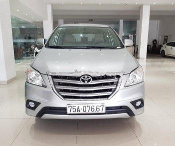 Toyota Innova 2.0G 2016 - Cần bán Toyota Innova 2.0G năm 2016, màu bạc