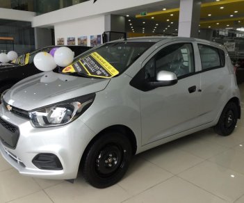 Chevrolet Spark   2018 - Cần bán xe Chevrolet Spark sản xuất năm 2018, giá tốt