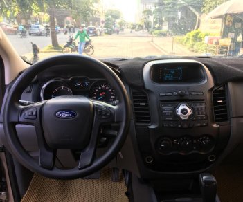 Ford Ranger 2.2AT 2015 - Bán xe Ford Ranger XLS 2.2AT sản xuất 2015 màu vàng