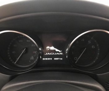 Jaguar XF 2015 - Cần bán xe Jaguar XF đời 2015, màu trắng, xe nhập chính chủ