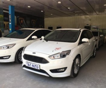 Ford Focus 2016 - Bán xe Ford Focus 2016, màu trắng, giá chỉ 668 triệu