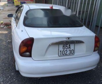 Daewoo Lanos   2001 - Cần bán lại xe Daewoo Lanos đời 2001, màu trắng còn mới