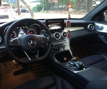 Mercedes-Benz C class C300 AMG  2018 - Bán xe Mercedes C300 AMG đời 2018, màu đỏ