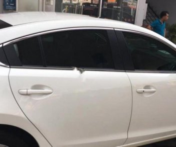 Mazda 6 2.0 2015 - Bán xe Mazda 6 2.0 sản xuất 2015, màu trắng