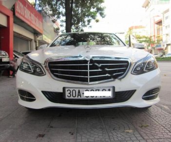 Mercedes-Benz E class E200 2015 - Bán Mercedes E200 sản xuất 2015, màu trắng