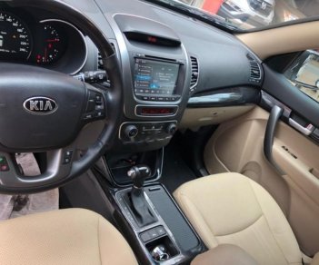 Kia Sorento 2017 - Bán Kia Sorento sản xuất 2017, màu trắng, 850tr