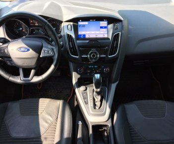 Ford Focus 1.5 ecoboost 2016 - Bán Ford Focus 1.5 Ecoboost sản xuất 2016, màu trắng