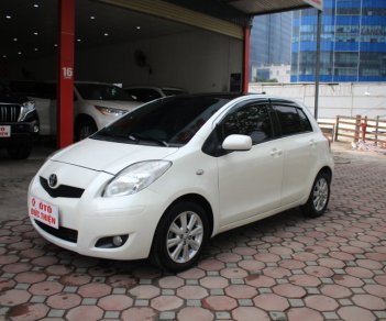 Toyota Yaris 1.3 AT 2009 - Cần bán Toyota Yaris 1.3 AT sản xuất năm 2009, màu trắng, nhập khẩu chính chủ