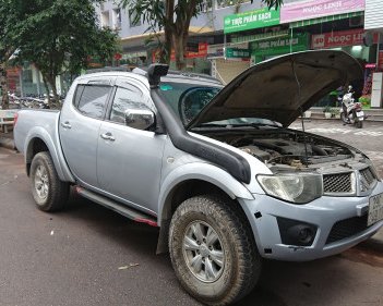 Mitsubishi Triton   2.5 AT  2009 - Bán Mitsubishi Triton 2.5 AT sản xuất năm 2009, màu bạc