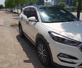 Hyundai Tucson 2016 - Phát Đạt Auto bán Hyundai Tucson sản xuất 2016, màu trắng, nhập khẩu