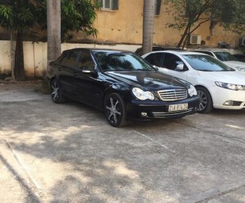 Mercedes-Benz C class 2005 - Bán Mercedes năm sản xuất 2005, màu đen