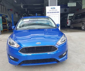 Ford Focus Sport 5D 1.5L Ecoboost 2018 - Bán Ford Focus Sport 5D 1.5L Ecoboost sản xuất 2018, màu xanh giá cạnh tranh