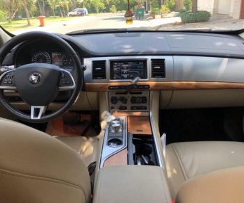 Jaguar XF Premium Luxury 2014 - Bán xe Jaguar XF Premium Luxury đời 2014, màu đen, nhập khẩu nguyên chiếc đẹp như mới