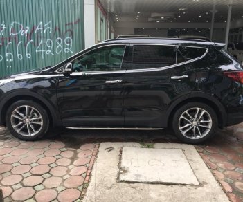 Hyundai Santa Fe 2.2L 2016 - Bán Hyundai Santa Fe 2.2L năm 2016, màu đen, biển thành phố rất mới