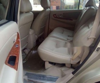 Toyota Innova G  2007 - Cần bán gấp Toyota Innova G sản xuất 2007, màu ghi vàng