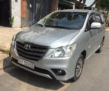 Toyota Innova 2.0G 2015 - Bán Toyota Innova 2.0G 2015, màu bạc