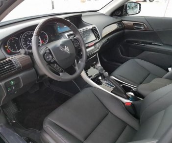 Honda Accord 2.4 AT 2018 - Bán xe Honda Accord 2.4 AT đời 2018, màu đen, xe nhập