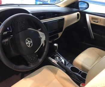 Toyota Corolla altis 1.8G AT 2018 - Bán ô tô Toyota Corolla Altis 1.8G năm 2018, màu đen