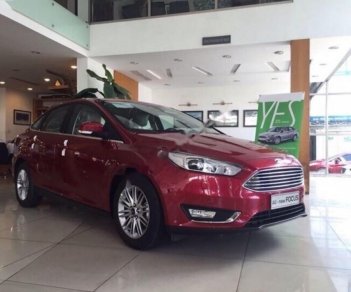 Ford Focus Titanium 1.5L 2018 - Bán xe Ford Focus Titanium 1.5L đời 2018, màu đỏ, 750tr