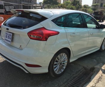 Ford Focus 1.5 ecoboost 2016 - Bán Ford Focus 1.5 Ecoboost sản xuất 2016, màu trắng