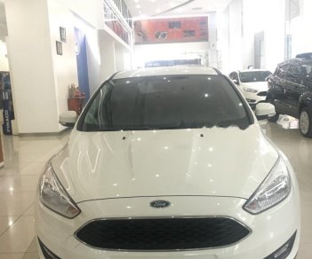 Ford Focus Trend 1.5L 2018 - Bán Ford Focus Trend 1.5L năm 2018, màu trắng