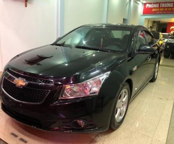 Chevrolet Cruze 2010 - Bán ô tô Chevrolet Cruze năm 2010, màu đen, giá 310tr