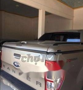 Ford Ranger 2016 - Cần bán gấp Ford Ranger đời 2016, màu bạc