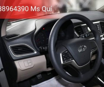 Hyundai Accent 2018 - Bán xe Hyundai Accent 1.4MT base màu bạc đã về, xe giao nhanh trong 24h, hỗ trợ 24/24