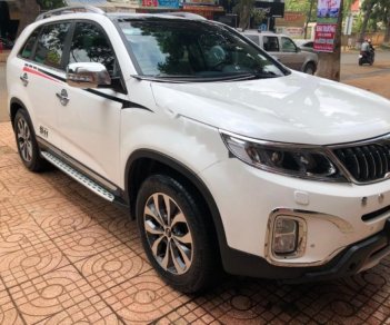 Kia Sorento 2017 - Bán Kia Sorento sản xuất 2017, màu trắng, 850tr