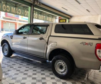 Ford Ranger XL 2.2L 4x4 MT 2016 - Salon bán lại xe Ford Ranger XL 2.2L 4x4 MT đời 2016, màu vàng, nhập khẩu