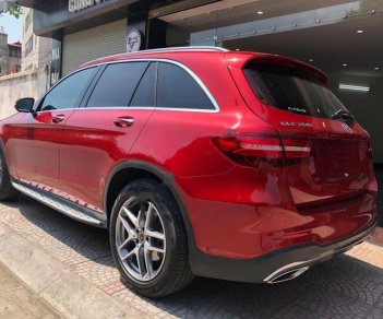 Mercedes-Benz GLC-Class GLC 300 4Matic 2017 - Bán xe Mercedes GLC 300 4Matic năm 2017, màu đỏ