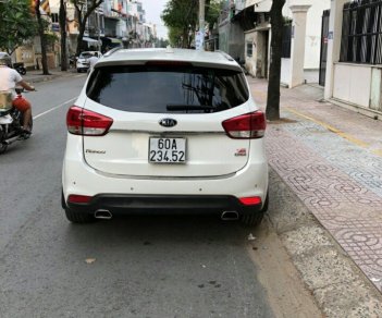 Kia Rondo CRDi 2015 - Bán Kia Rondo CRDi 1.7AT màu trắng máy dầu, sản xuất 2015