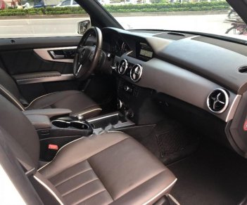 Mercedes-Benz GLK Class GLK250 4Matic 2015 - Bán ô tô Mercedes GLK250 4Matic năm 2015, màu trắng  
