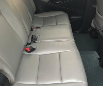 Toyota Innova 2.0 E 2016 - Bán Toyota Innova 2.0 E sản xuất 2016, màu bạc, 699tr