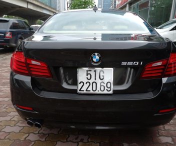 BMW 5 Series 520I 2016 - Cần bán BMW 5 Series 520I đời 2016, màu nâu, nhập khẩu